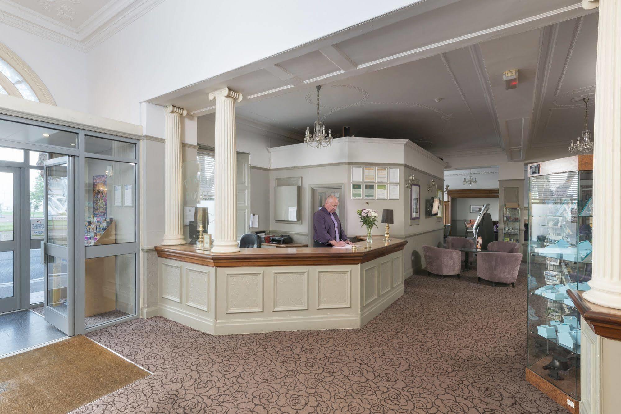 The Caledonian Torbay Hotel Torquay Exterior foto
